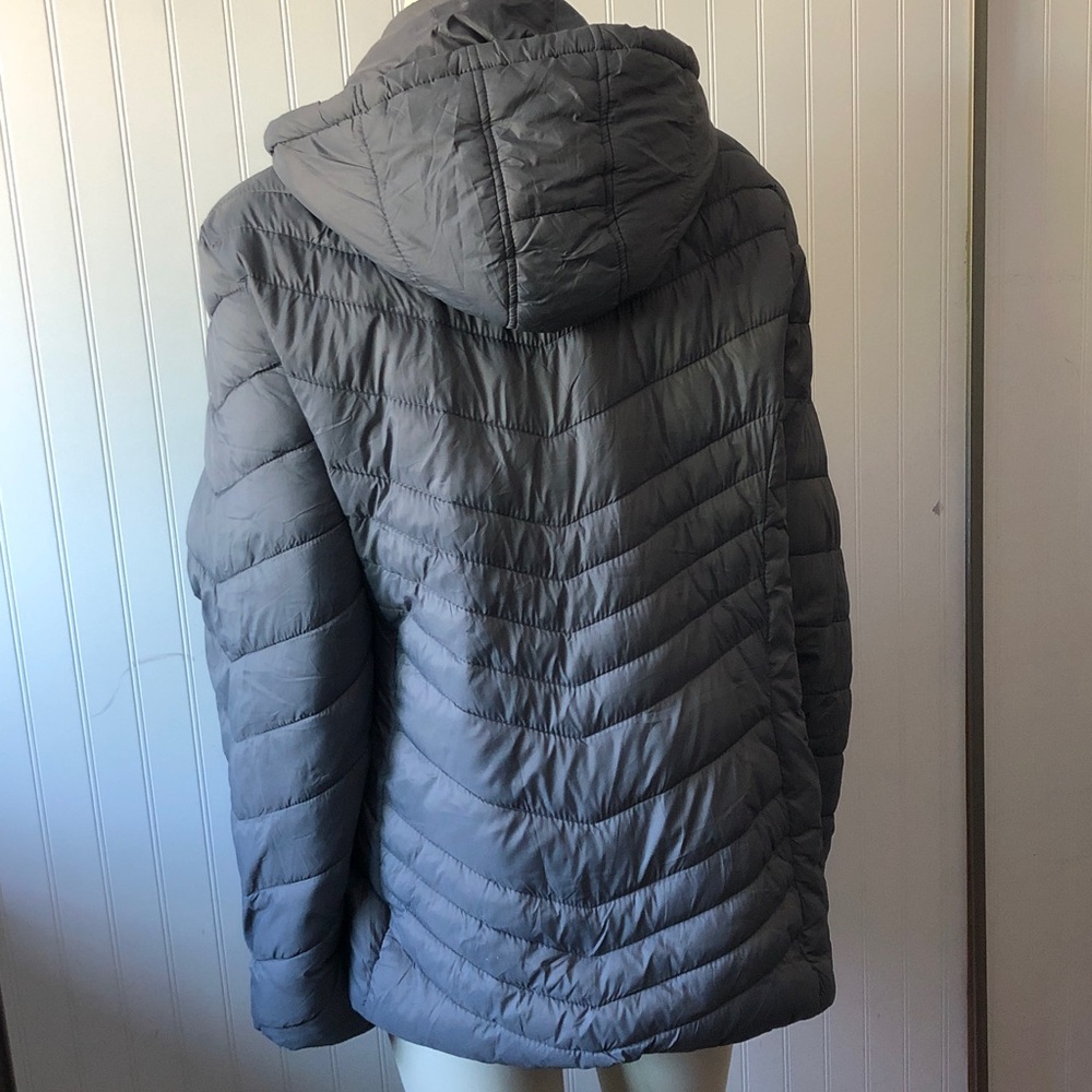 Xersion Women's Grey Puffer Jacket - Picture 3 of 7
